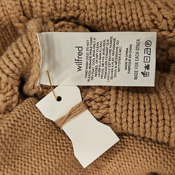 💕ARITZIA WILFRED💕 Alps Cardigan ~ Pom Pom Cable Knit Antique Beige Small - Picture 15 of 16